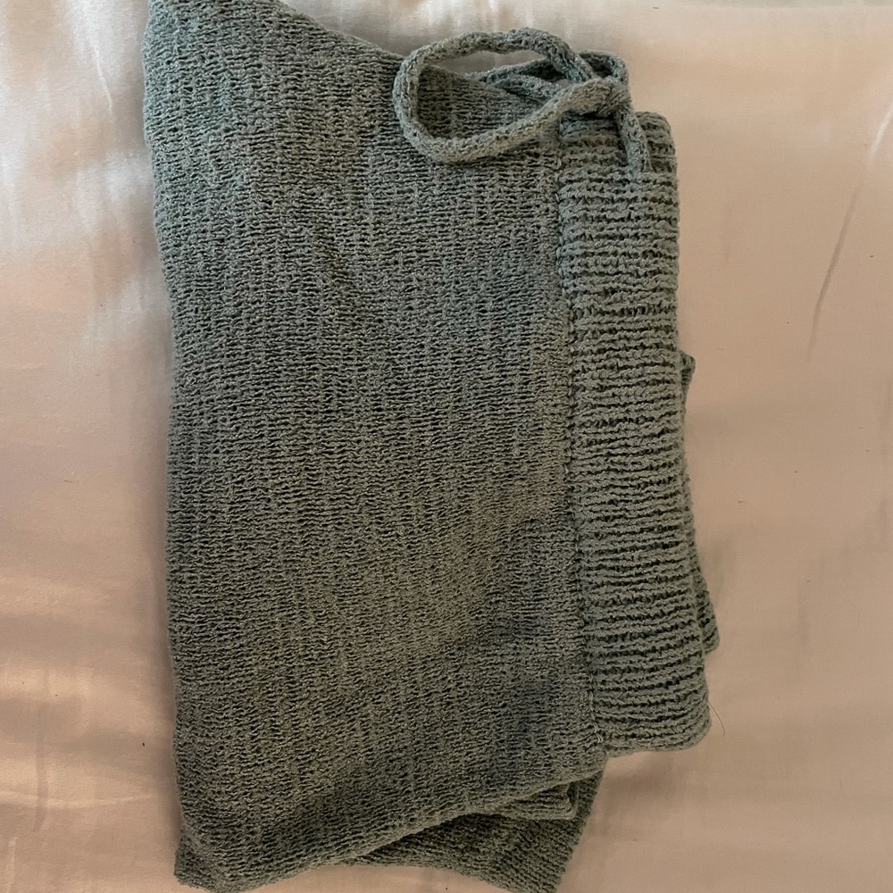 PRINCESS POLLY SHORTS - Picture 2 of 3